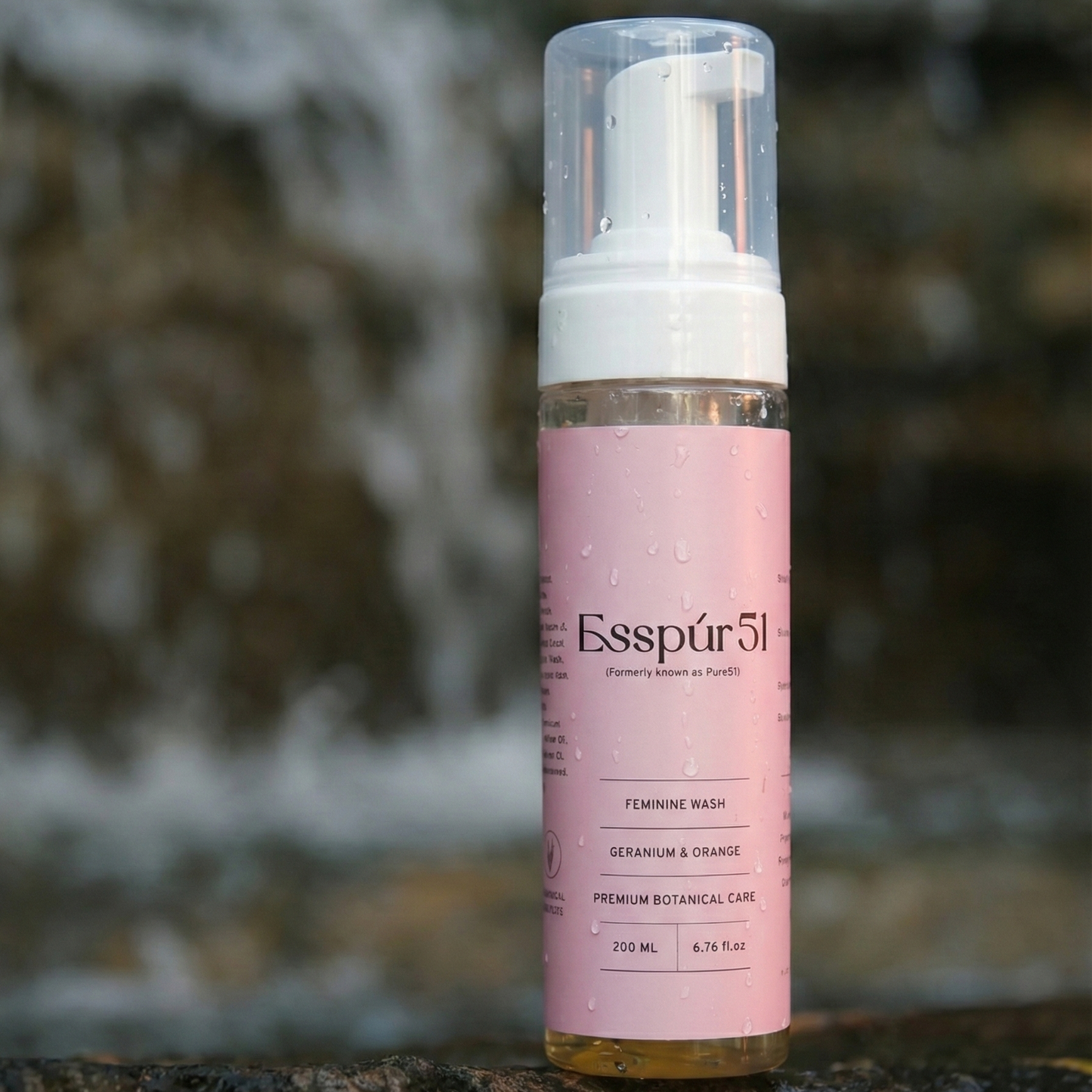 SET B - Feminine Wash x2 + FREE Travel Kit x1